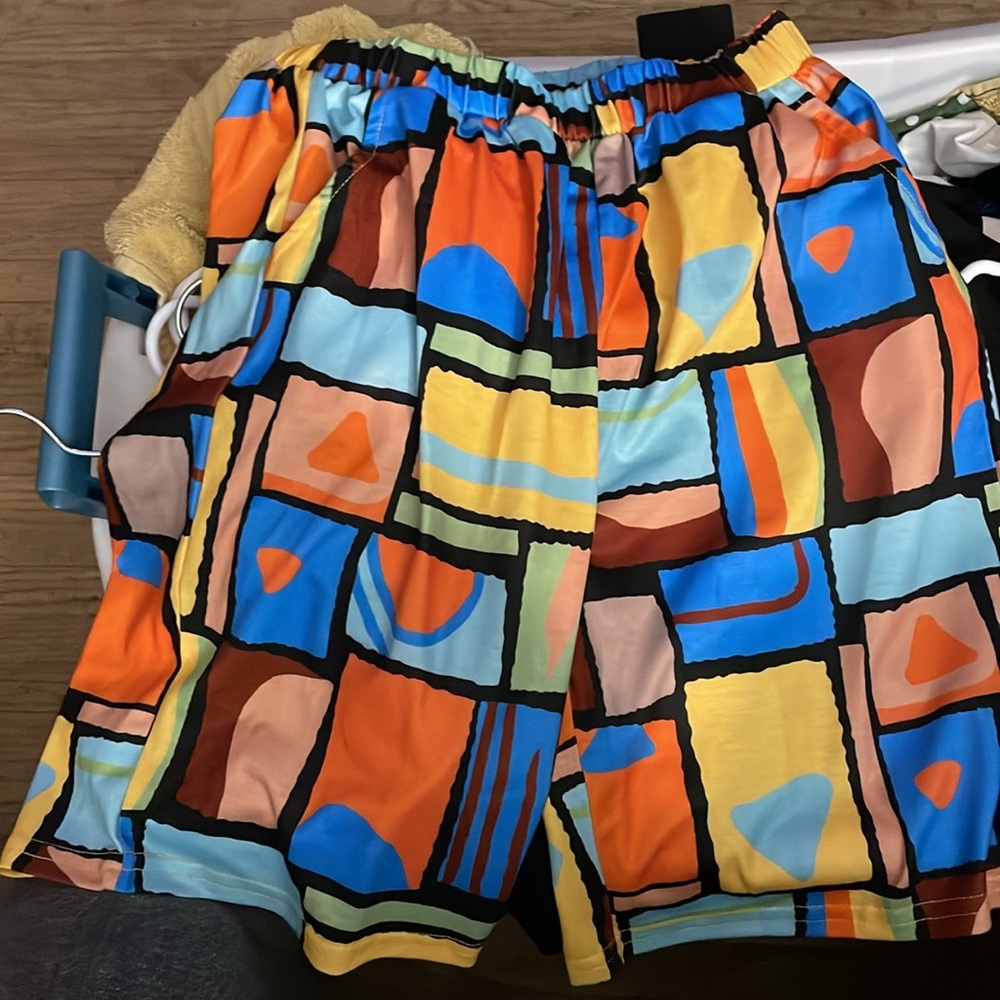 Short Set - Picture 3 of 6